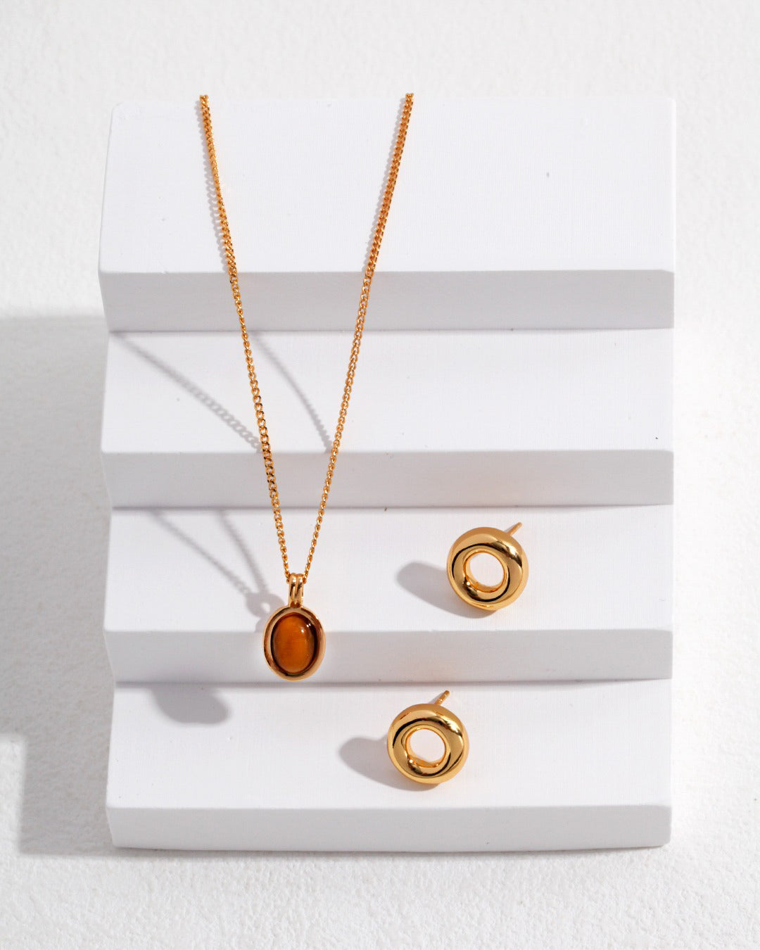 Nova Tiger's Eye Oval Necklace